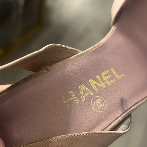 CHANEL VINTAGE Women's Beige Strappy Sandals Sz 36 - Picture 6 of 9